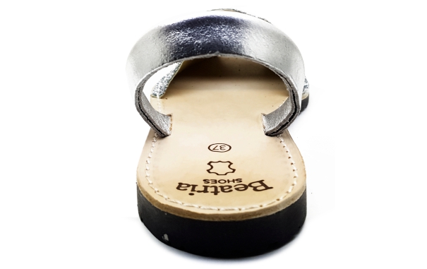 Sandalia Menorquina Plana Tejido glitter Combinada en Platino Hecho en España