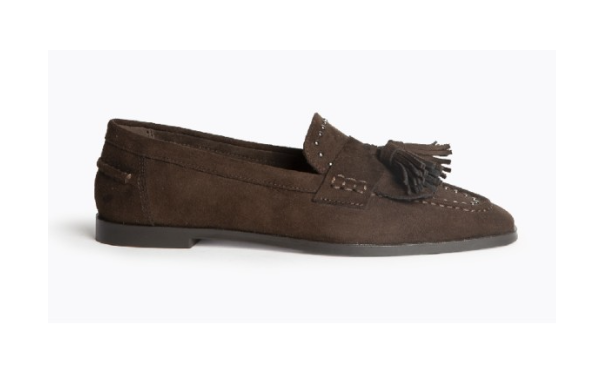 Mocasín Negro con Tachuelas Borlas... Mocasín Negro con Tachuelas Borlas...